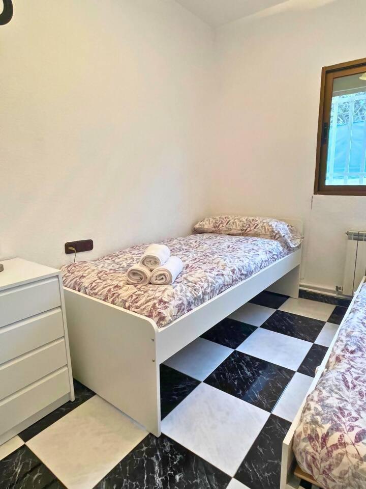 Casa Con Jardin En Ogijares Villa Dış mekan fotoğraf