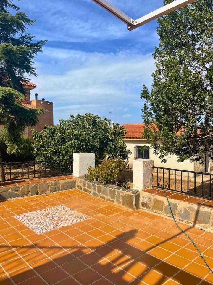 Casa Con Jardin En Ogijares Villa Dış mekan fotoğraf